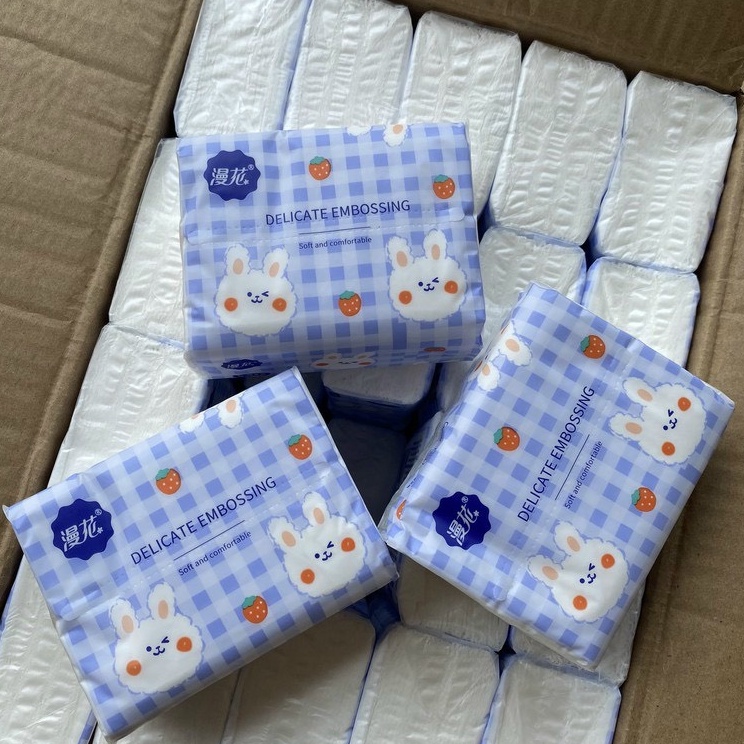 Gói khăn giấy lau Sipiao Gấu Trúc dai mềm cho cả nhà, bỏ túi gọn gàng tiện dụng.