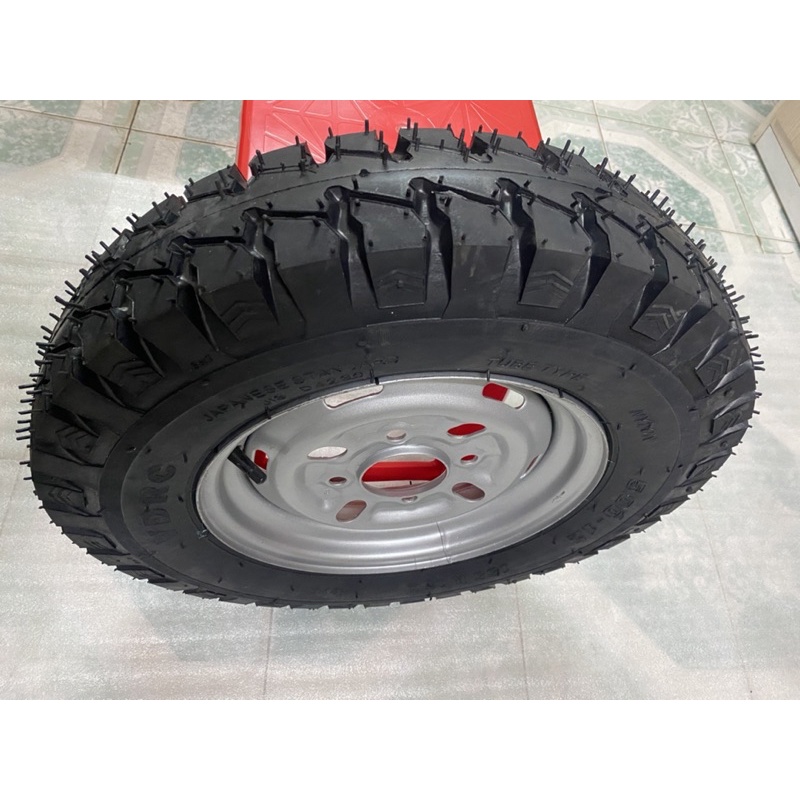 1 bánh 500-12 VDRC tim ốc lazang 8x11,5 bao gồm 1 lốp,1 săm,1 lazang.lốp 12pr.lazang tim lỗ đo vuông 8cm.đo chéo 11,5cm