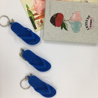 Móc chìa khóa đôi dép xanh dễ thương