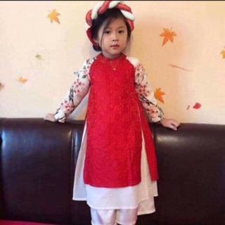 Áo dài cách tân cho bé gái