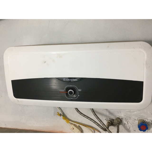 Bình nóng lạnh ariston