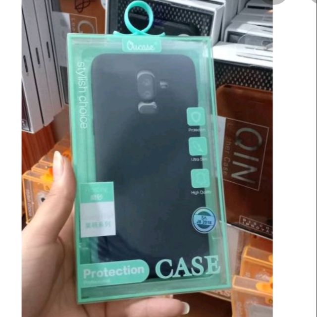 Ốp lưng silicon màu siêu mỏng hãng oucase sam sung j8
