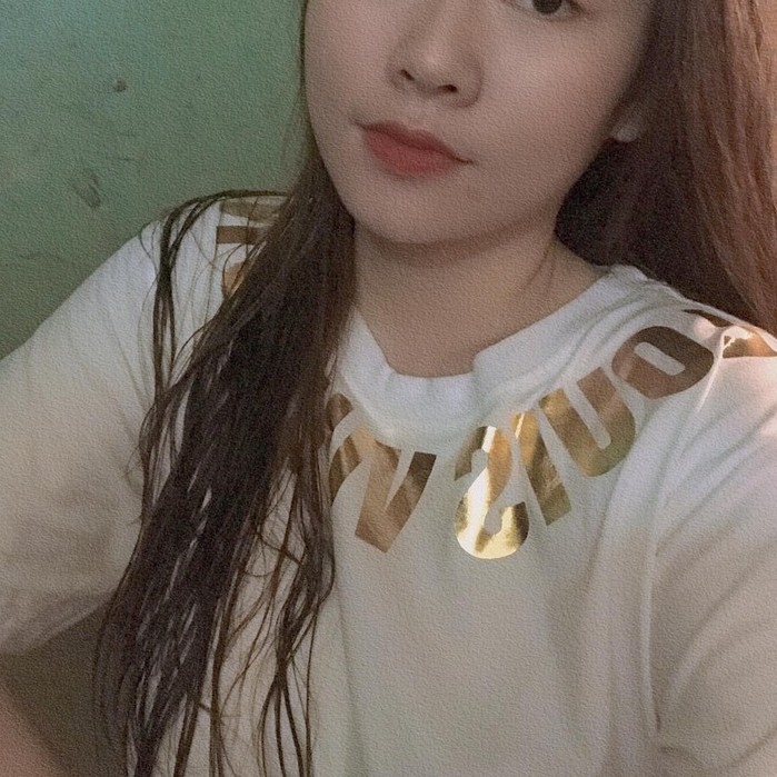 Áo Thun Ngắn Tay Unisex LUONVUITUOI vòng cổ Nhũ Vàng kèm video ảnh thật | BigBuy360 - bigbuy360.vn