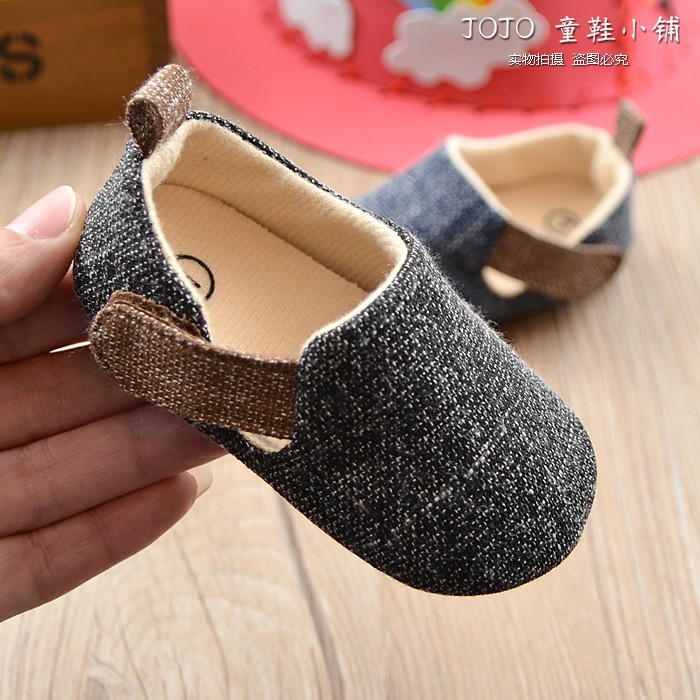 Giày Tập Đi Thoáng Khí Tiện Dụng Cho Bé