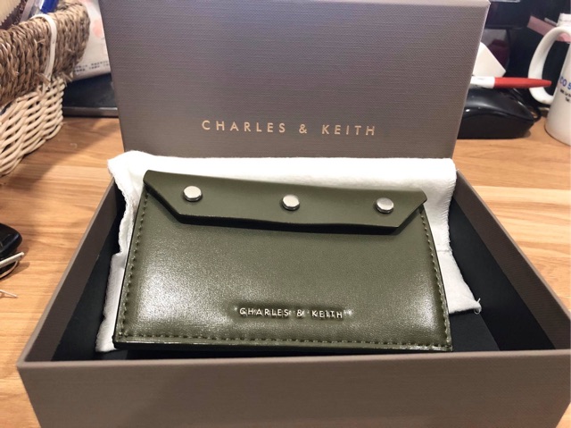 Ví charles&keith