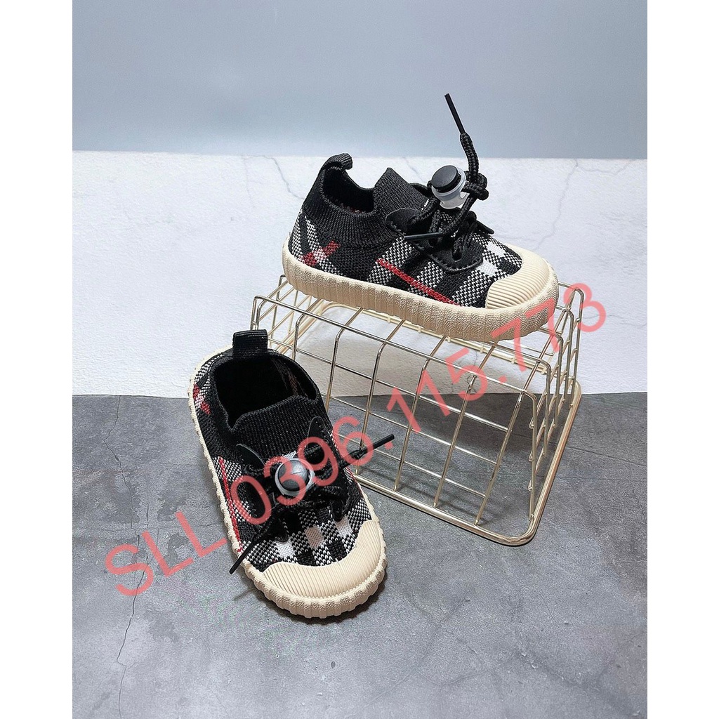 Giày chun kẻ kiểu mới dễ đi nhẹ mềm êm cho bé!!