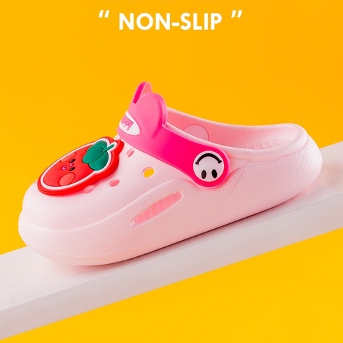 [HCM] Dép Sục Cross Hoa Quả Cute Cho Bé Từ 0 - 6 Tuổi _ Siêu Nhẹ, Đế Mềm Êm Chân, Chống Trơn Trượt