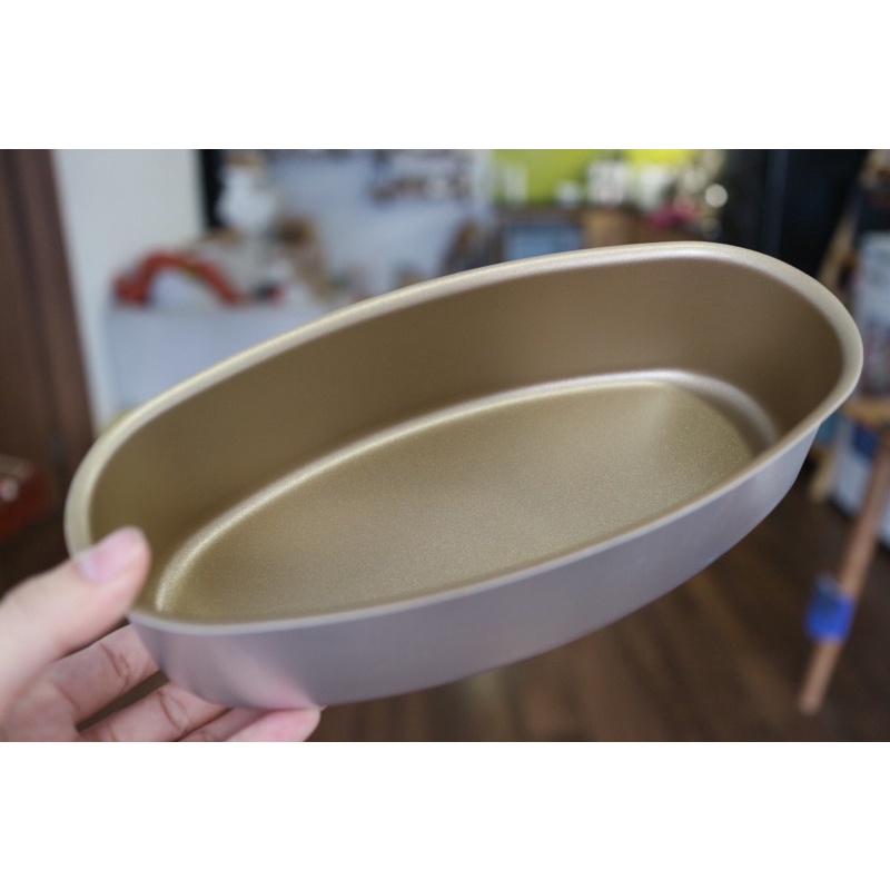 Khuôn oval Sanneng