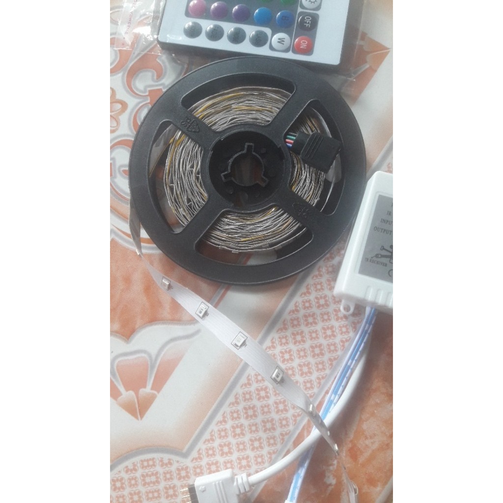 Bộ đèn LED dây RGB SMD Strip dài 5m kèm điều khiển từ xa