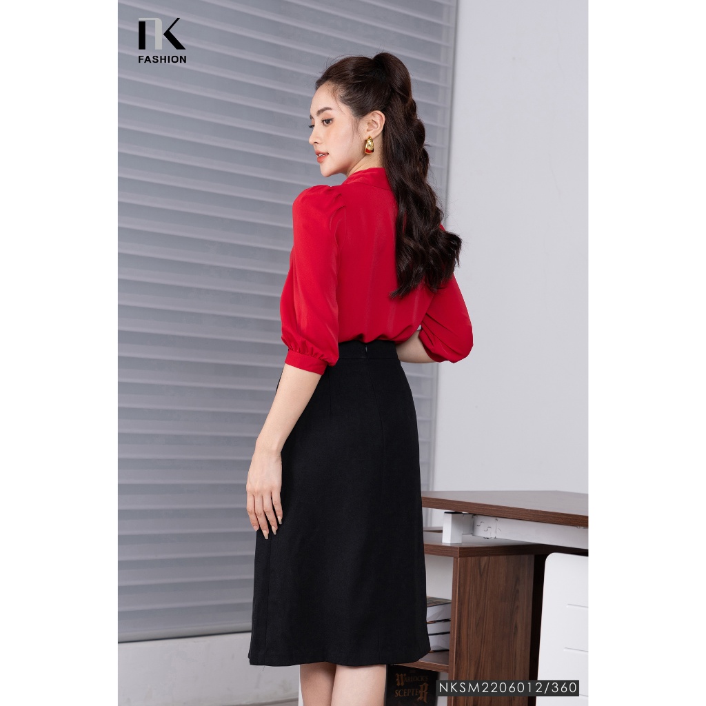 Sơ Mi Lụa Tay Lỡ Công Sở NK FASHION Thiết Kế Cổ V Kèm Phụ Kiện Kiểu Dáng Lịch Sự Tối Giản Chất Lụa Mềm Mịn NKSM2206012