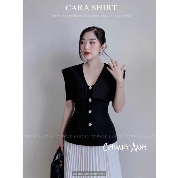 Áo sơ mi cổ vuông kaki chun khuy hoa