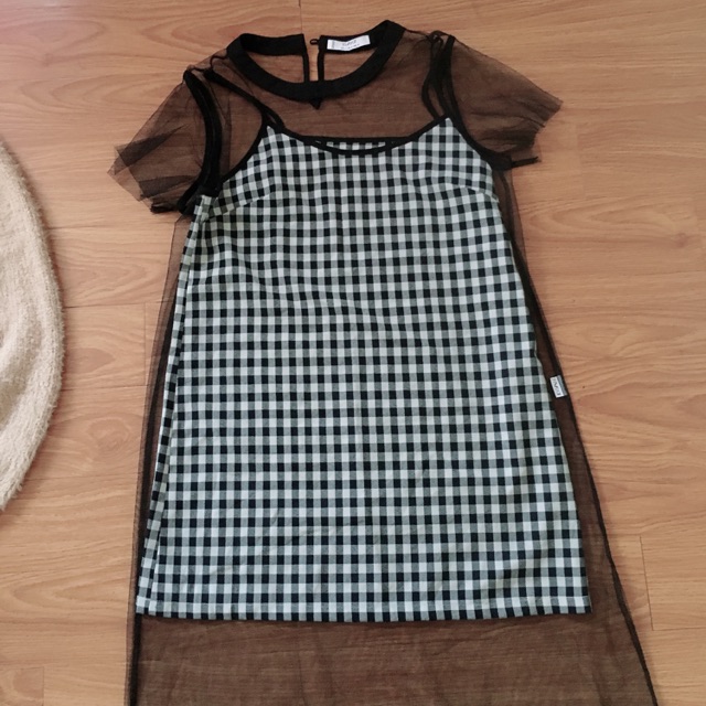 Váy ren mềm mại 92wear