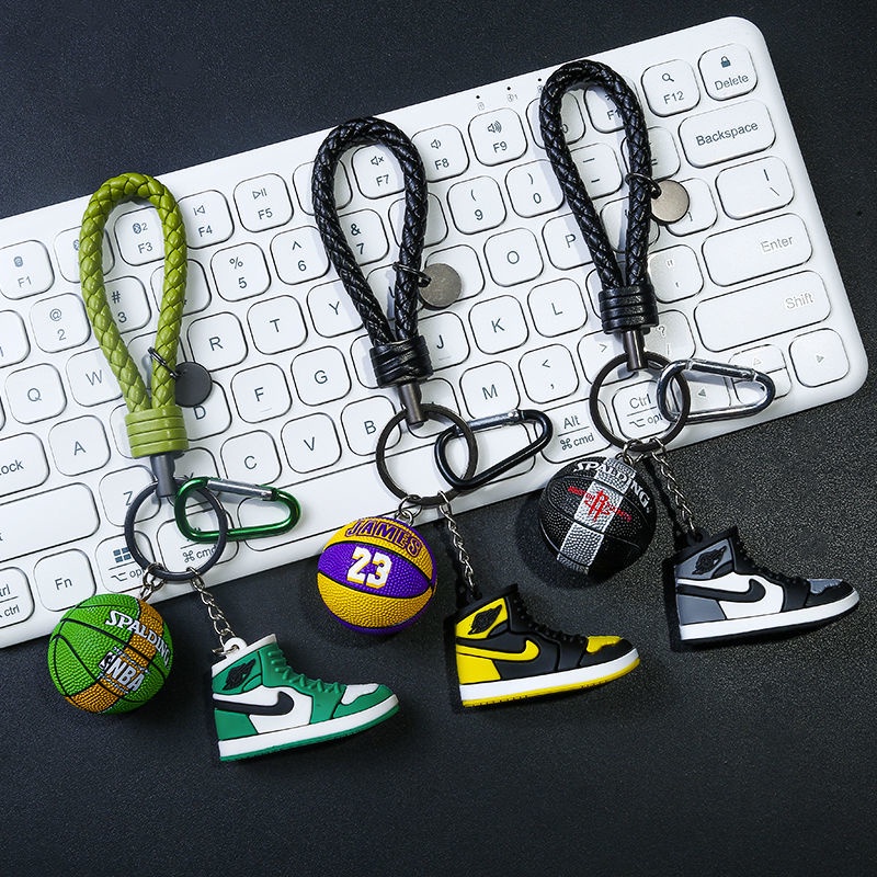 Móc Khóa Mặt Hình Giày Bóng Rổ Mini Ba Chiều Sáng Tạo Cho Nam Và Nữ