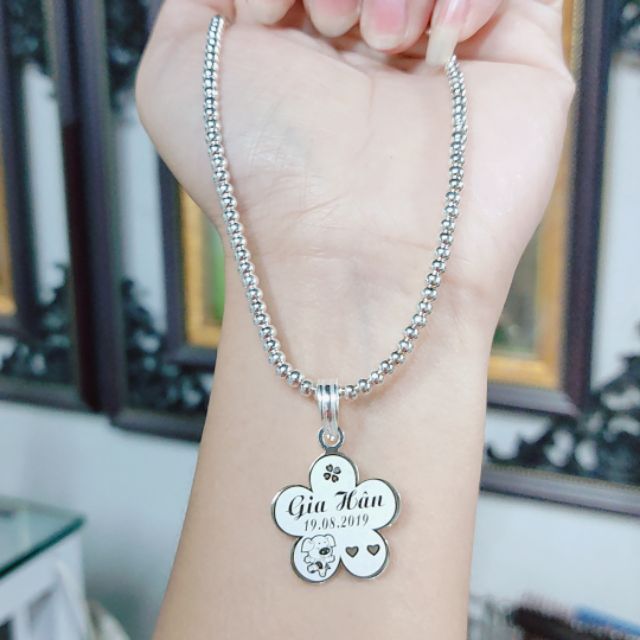 Bộ dây chuyền bi bạc và mặt hoa khắc tên cho bé gái