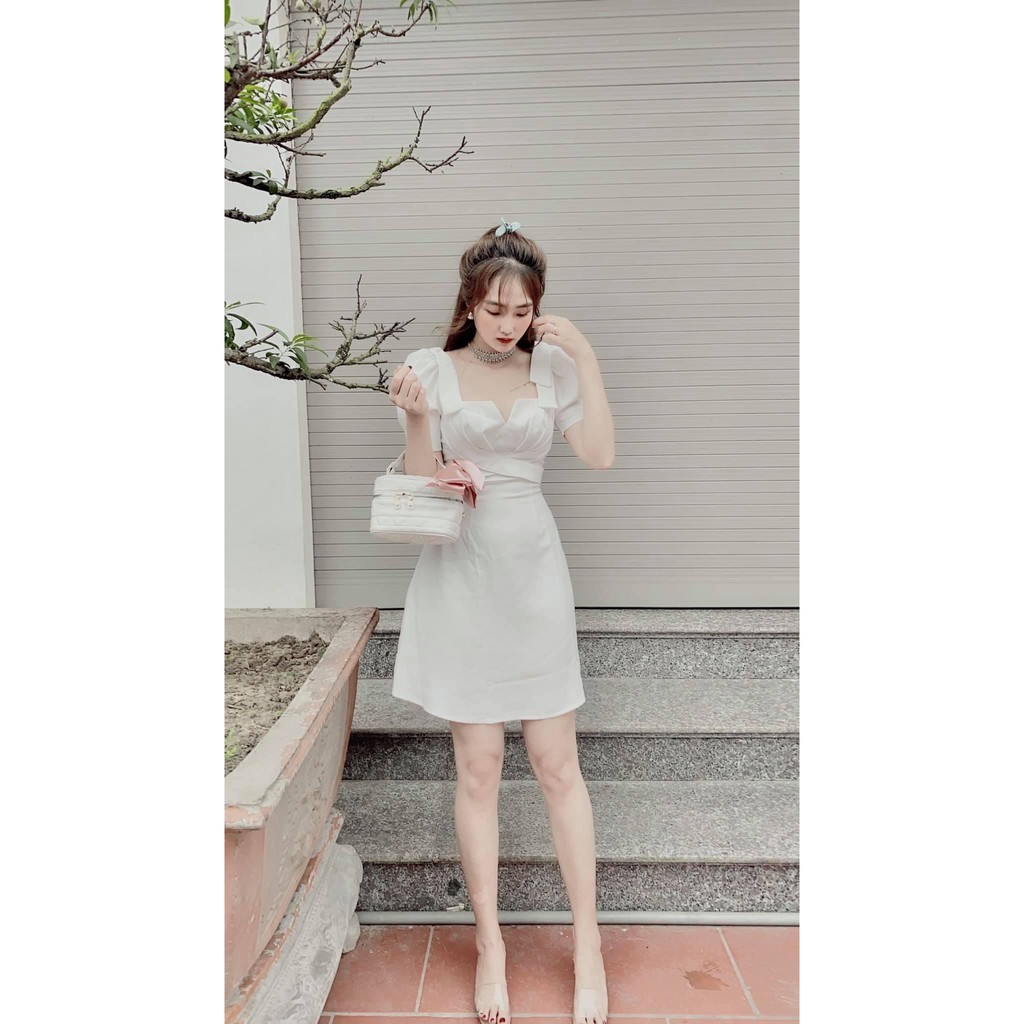 Đầm Thiết Kế Cổ Vuông Xẻ Ngực Cao Cấp | BigBuy360 - bigbuy360.vn