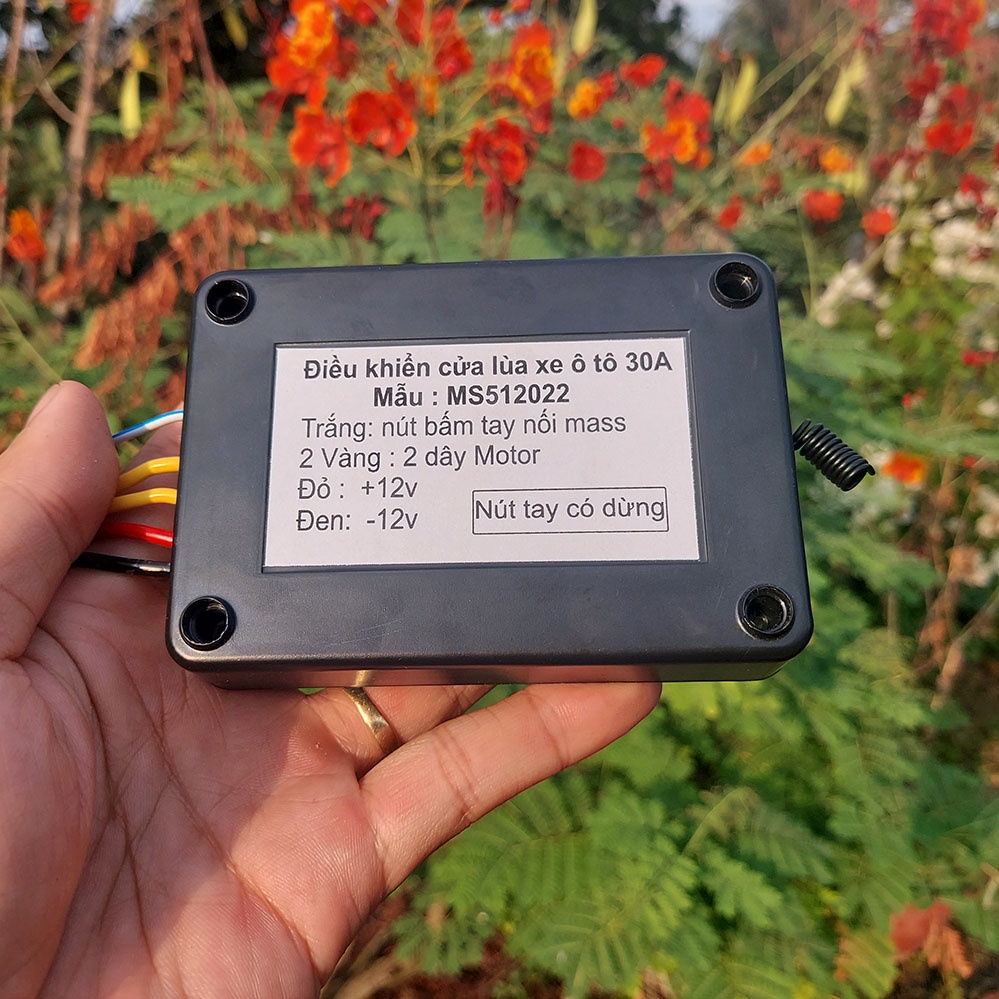 Điều khiển từ xa cửa lùa 12v xe ô tô  nút tay 1 chạm có dừng