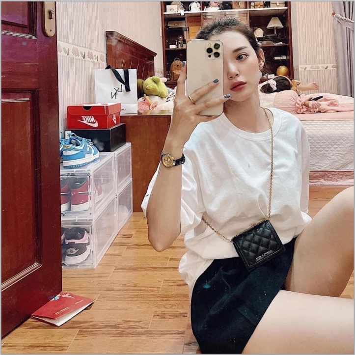 Ví CnK Mini Có Dây Đeo Vô Cùng Dễ Thương Cho Bạn Gái Điệu Đà Dạo Phố DC5002