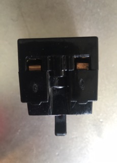 CB cóc 15A, 30A AS lá đồng
