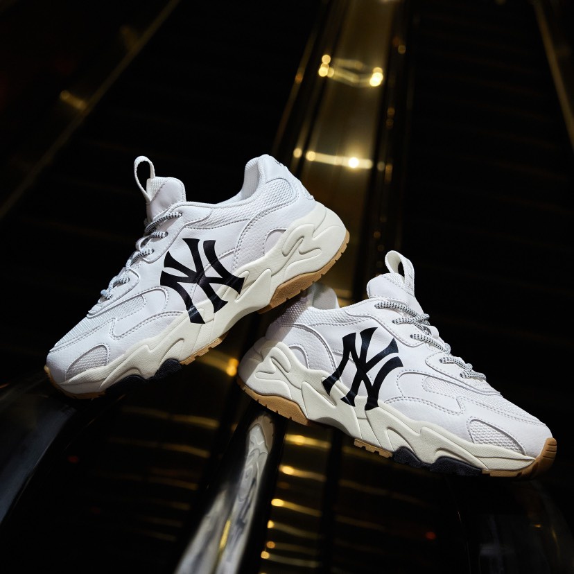 [CHÍNH HÃNG] Giày thể thao Sneaker MLB CHUNKY LITE NEW YORK YANKEES màu Trắng Gum - Code: 3ASHC311N-50WHS
