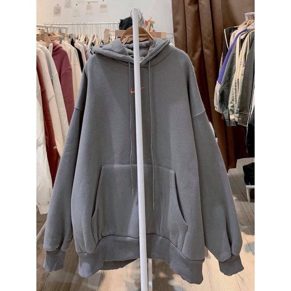 hoodie thêu logo cả trước và sau chất nỉ bông(dài 68cm) | BigBuy360 - bigbuy360.vn