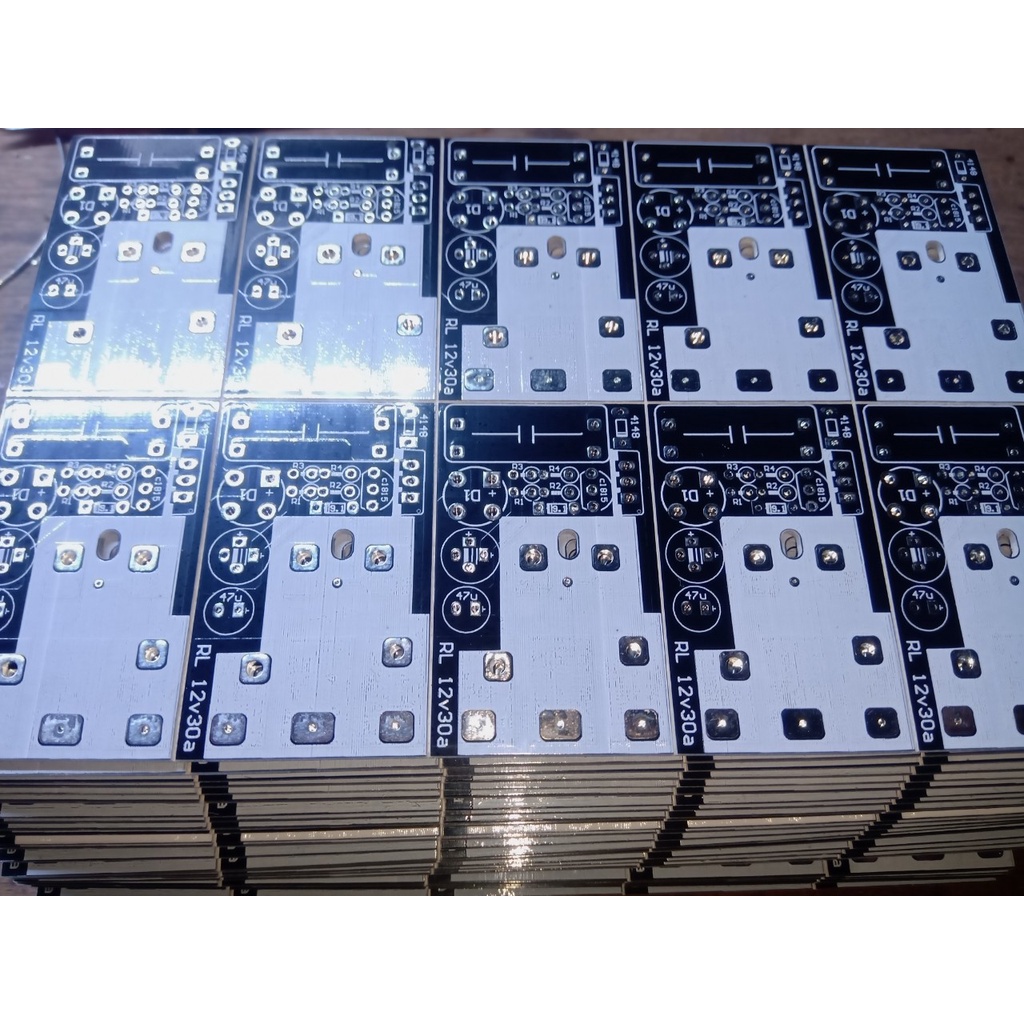 Chống cắm nhầm điện 30a có còi báo