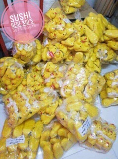 Dép vịt vàng