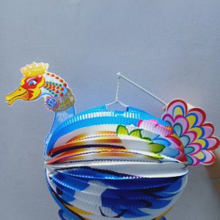 Lồng đèn lớp học mật ngữ