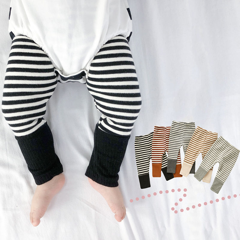 Quần legging ôm sát hoạ tiết kẻ sọc đáng yêu cho bé