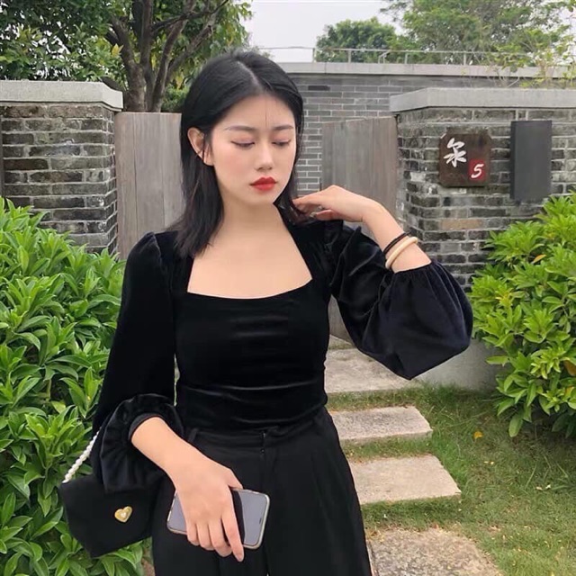 ÁO NHUNG CỔ VUÔNG