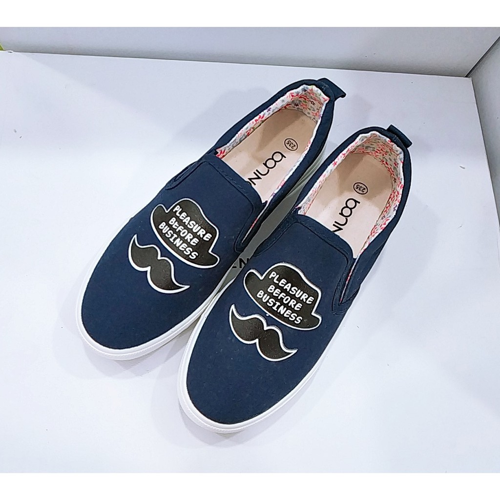 Giày slip on nữ râu cá tính GTTG24 - 1612 diệu shop