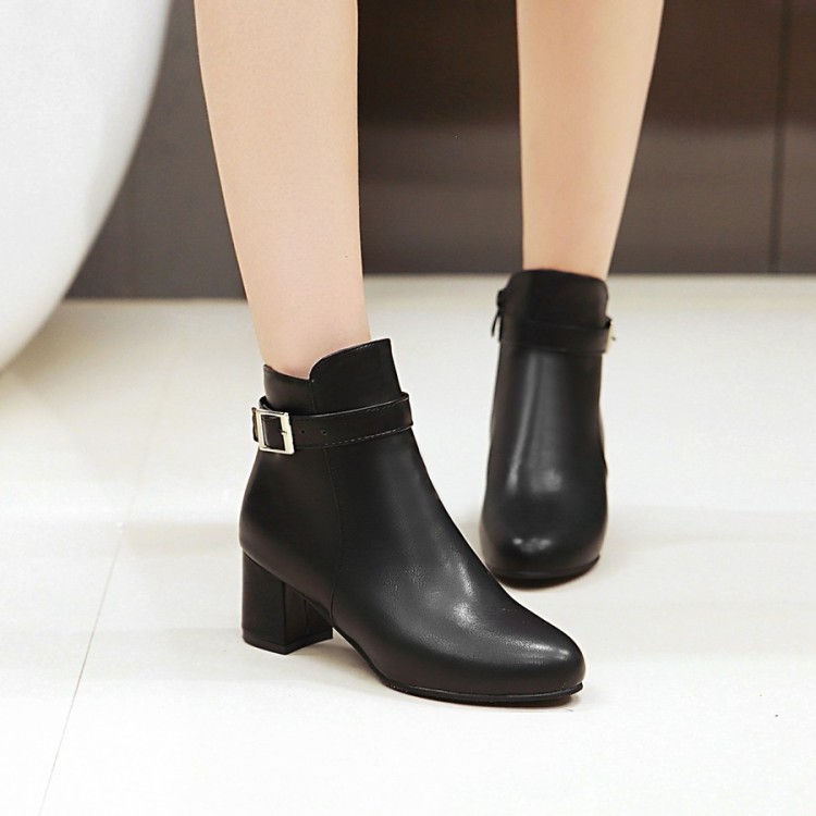 Boot cổ ngắn 6cm quai ngang đen HIỆN ĐẠI GBN3601