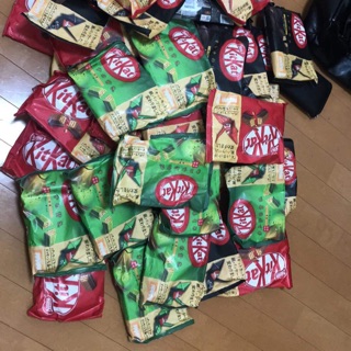 ( Hộp đựng) Kitkat Nhật Bản