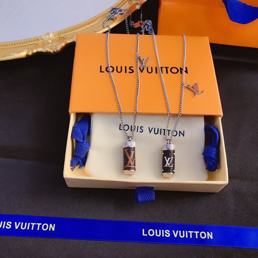 LOUIS VUITTON Vòng cổ Thép Titan Họa Tiết Lv Sang Trọng Cho Nam Nữ