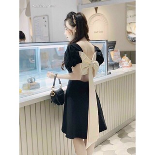 Đầm xoè nhung phối nơ lưng khác màu
