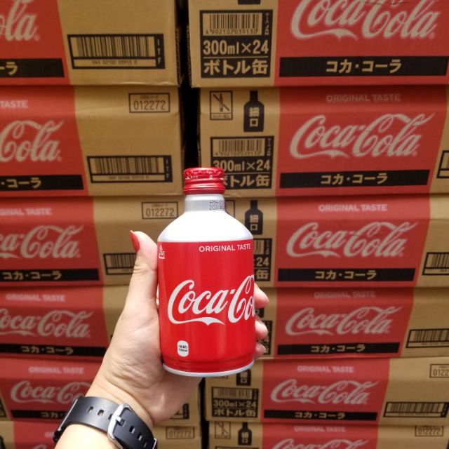 Coca chai nắp vặn Nhật Bản 300ml x 24 chai