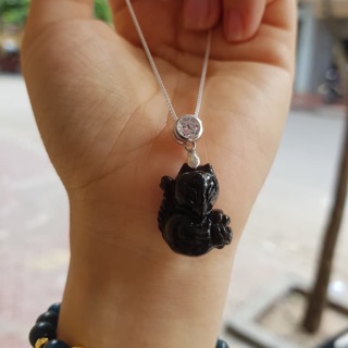 Dây chuyền bạc mặt hồ ly ôm hoa đá thạch anh đen