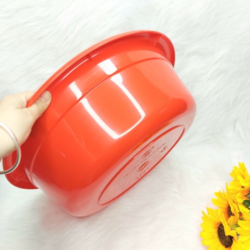 Thau nhựa thái Tân thành nhiều màu