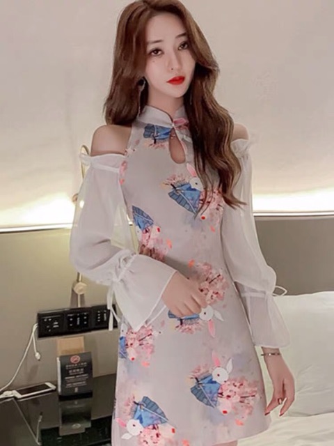 (ORDER) Sườn xám hở vai họa tiết thỏ hoa (mẫu 1 chất vải co dãn) | BigBuy360 - bigbuy360.vn