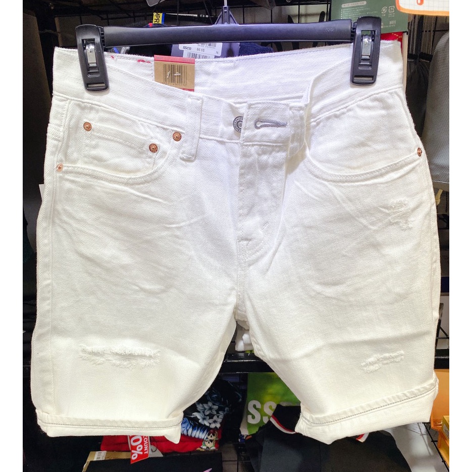 {CHÍNH HÃNG XUẤT DƯ } - QUẦN SHORT /QUẦN JEAN NGẮN LEVI"S TRẮNG FULL PHỤ KIỆN HÃNG