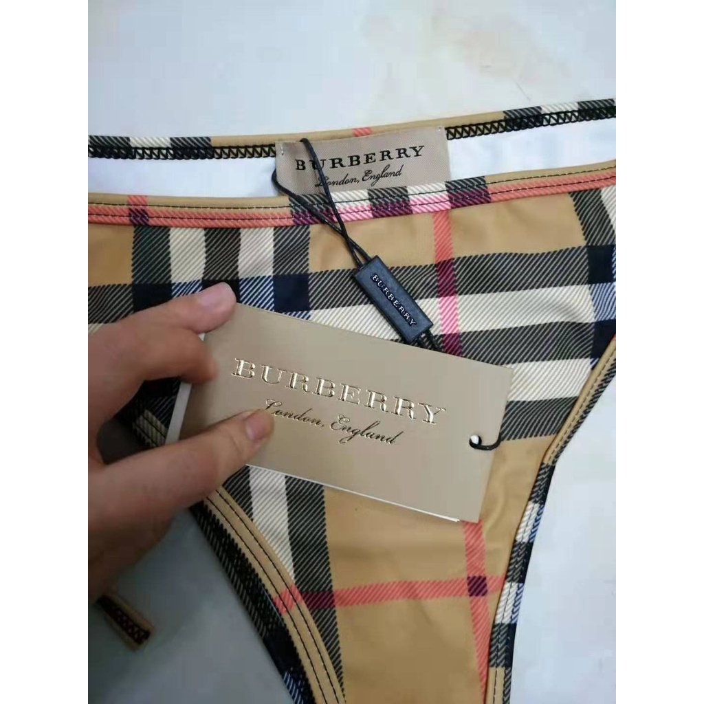 Bộ Bikini Tam Giác Kiểm Tra Mới