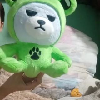 Gấu xanh  cua chi yen