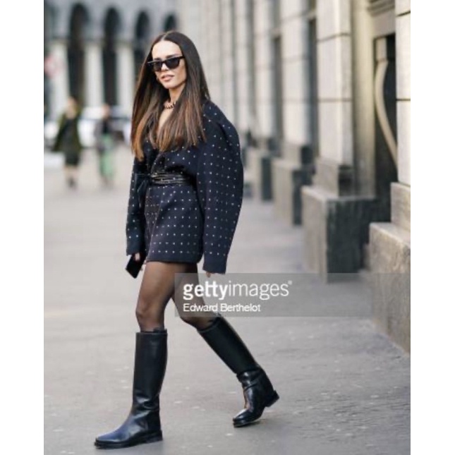 BOOTS ĐEN DA XỊN SÒ!