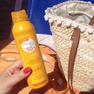 Xịt Chống Nắng Bioderma Photoderm Max Brume Solaire SPF 50+