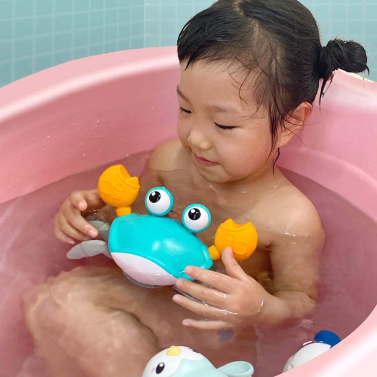 Đồ Chơi Hình Con Cua Lên Dây Cót Bằng Nhựa Cho Trẻ Em