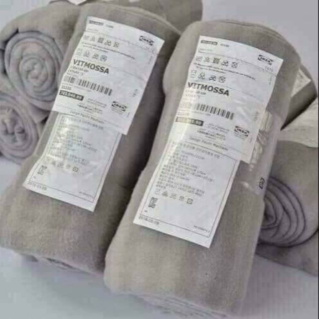 Chăn kẻ Ikea