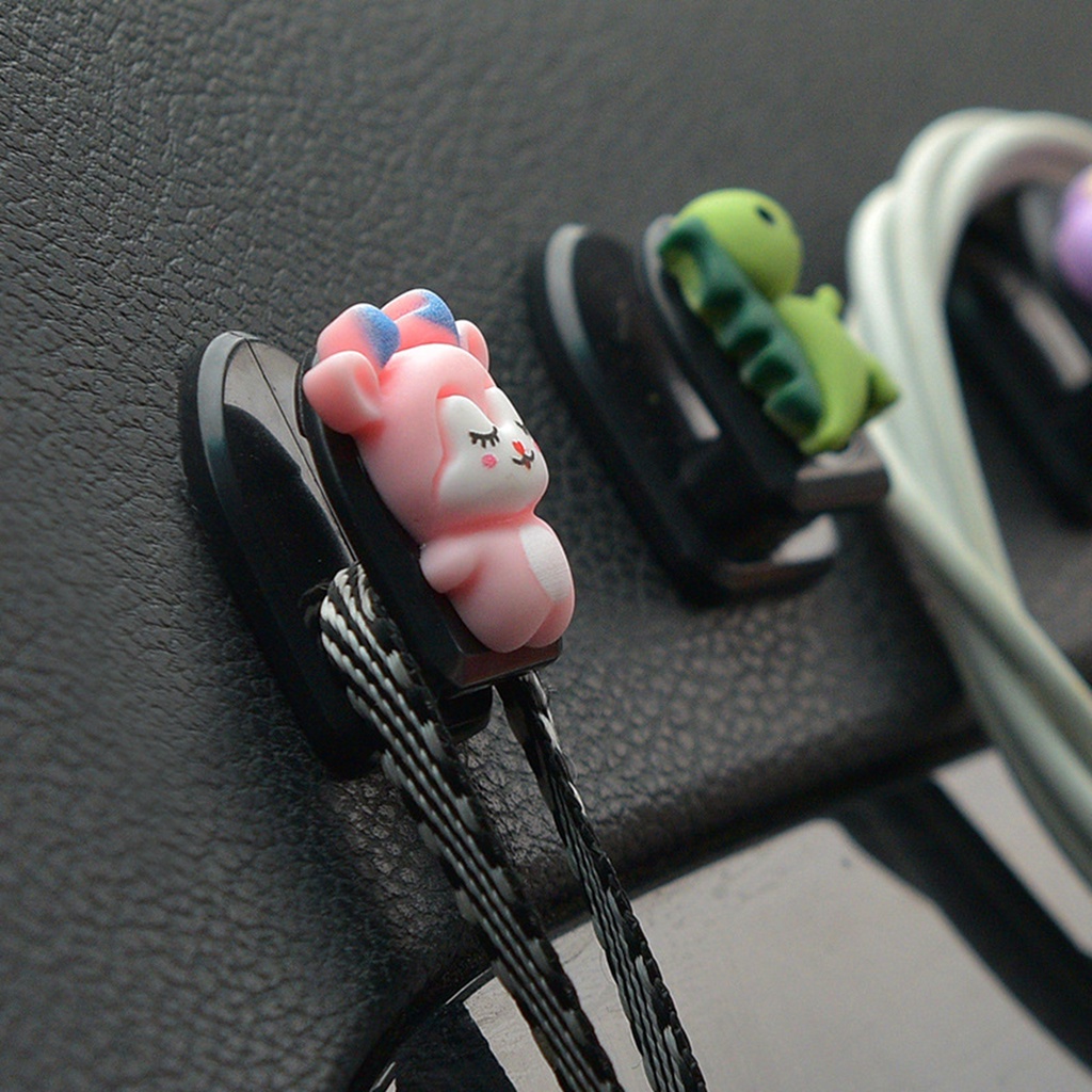 Móc Treo Dây Cáp USB / Tai Nghe Bằng ABS Dễ Thương Tiện Dụng Cho Xe Hơi