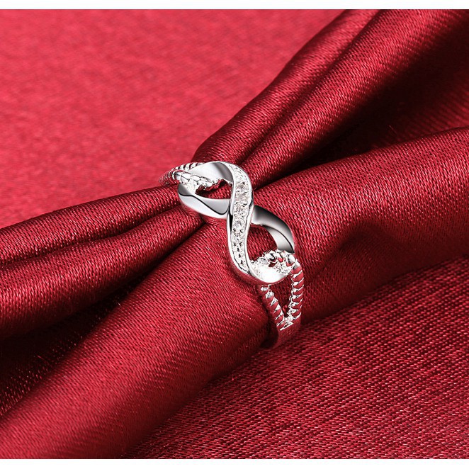 Nhẫn bạc 925 đính đá zircon sang trọng