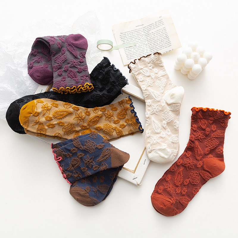 Vớ ống lửng uốn xoăn WAFNHA D296 in hoa phong cách hoàng gia cho nữ