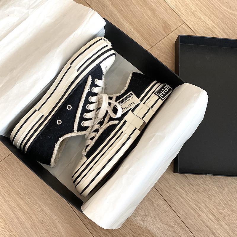 Giày đế dày phong cách thể thao thời trang xuân thu 2021