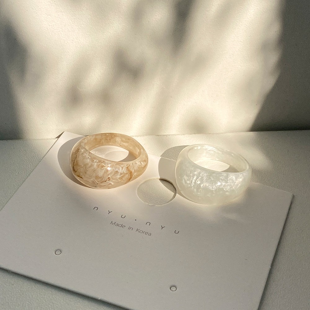 Nhẫn Acrylic Trong Suốt Phong Cách Hàn Quốc